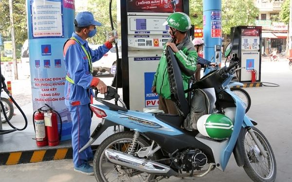 Giá xăng dầu hôm nay 22/4: Quay đầu tăng nhẹ