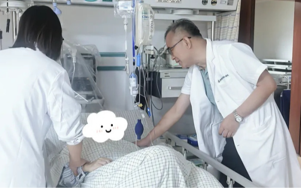 Người đàn ông 48 tuổi uống trà gừng mỗi ngày, 1 năm sau đi khám kết quả khiến bác sĩ "chấn động"