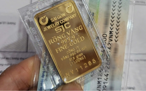 Sáng 23-4, giảm liên tiếp, giá vàng xuống thấp nhất trong nhiều tuần