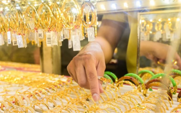 Giá vàng hôm nay (24-4): Giảm xuống mức thấp nhất trong nhiều tuần