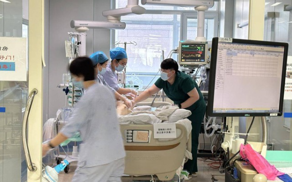 Người đàn ông đột quỵ qua đời sau khi thức dậy buổi sáng: 2 thời điểm đặc biệt dễ bị đột quỵ mà nhiều người không biết