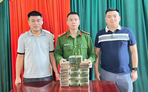 Tài khoản ngân hàng ACB Đào Đình Quân phát sinh giao dịch 2,1 tỷ đồng: Công an lập tức mời người đàn ông sinh năm 1981 lên làm việc