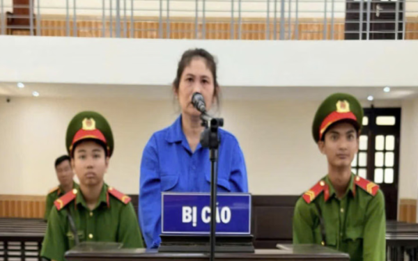 3 người chuyển khoản 62 lần với tổng 6,959 tỷ đồng cho người phụ nữ trong suốt 7 năm