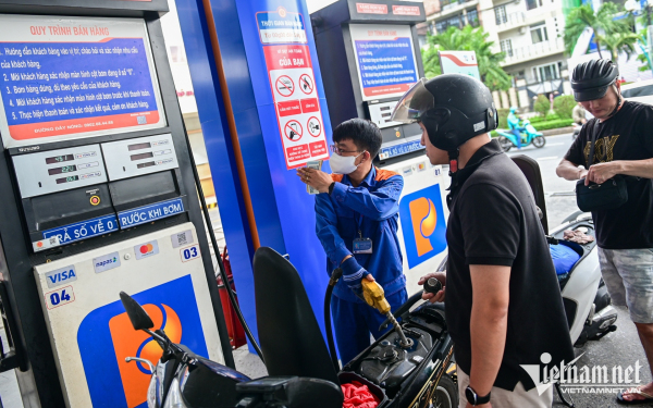 Bảng giá xăng dầu hôm nay 27/4/2026: Giá xăng dầu Petrolimex, PVOIL, Mipec, Thalexim đầu tuần