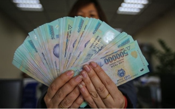 Nhận được tờ tiền 500 nghìn đồng có những dấu hiệu này, người dân phải lập tức báo công an