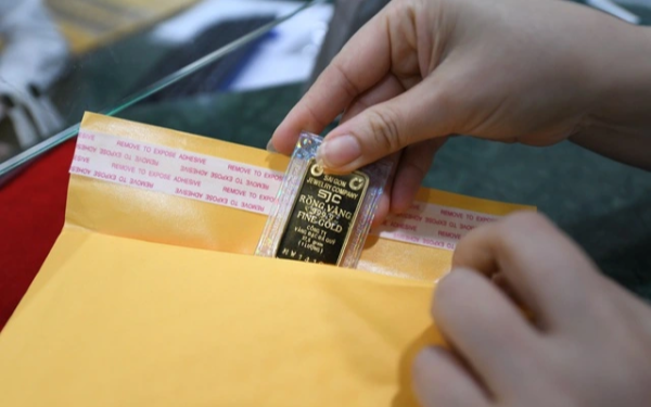 Giá vàng hôm nay: Lỗ ngay 2 - 2,5 triệu đồng/lượng sau khi mua