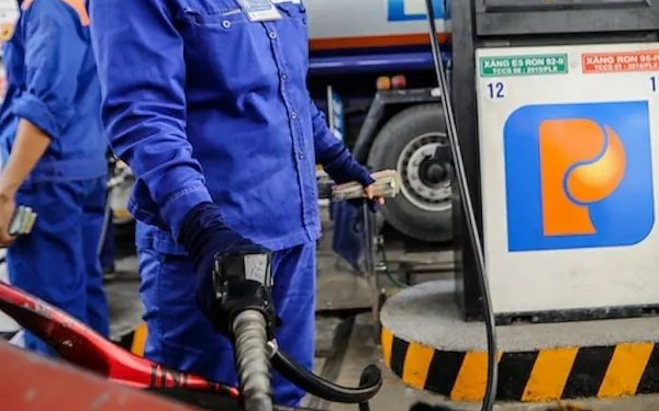 Giá xăng dầu bán lẻ hôm nay 30.4: Nhịp xoay chiều mới