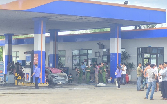 Công an Đà Nẵng thông tin nguyên nhân vụ cháy ô tô tại cây xăng, 2 người ra đi mãi mãi