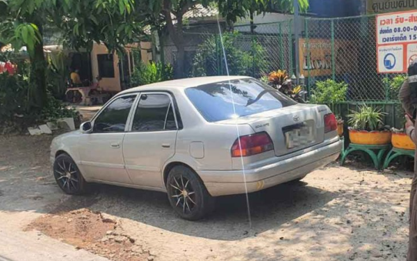 Con gái tử vong sau nhiều giờ ở trong ô tô, mẹ ngã quỵ tại hiện trường, hối hận vì 2 sai lầm