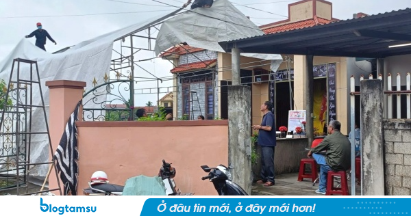 Án mạng trong 1 gia đình tại Quảng Trị, vợ ra đi mãi mãi, chồng bị thương, con trai bị tạm giữ