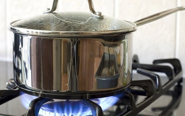 Lời khuyên đến những gia đình đang nấu ăn bằng nồi inox