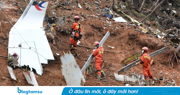 Máy bay đột ngột rơi thẳng đứng từ 8.800 mét đâm xuống núi, toàn bộ 132 người trong khoang thiệt mạng: Tiết lộ thông tin mới chấn động