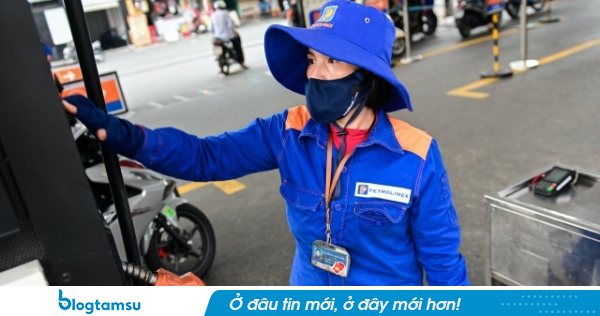 Petrolimex công bố khoản lỗ nặng quý I, giá xăng dầu lên xuống thất thường phơi bày áp lực chưa từng có