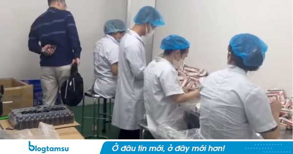 Nóng: 13.000 chai dung dịch vệ sinh phụ nữ giả, suýt vào tay người tiêu dùng
