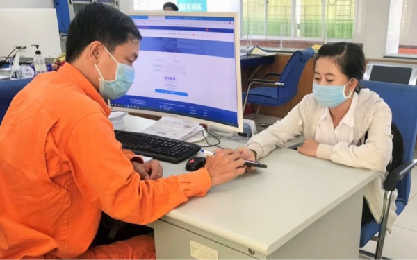 Mới nhất: Từ 25/5, nhiều người làm một việc khi tính tiền điện cuối tháng có thể bị phạt tới 30 triệu