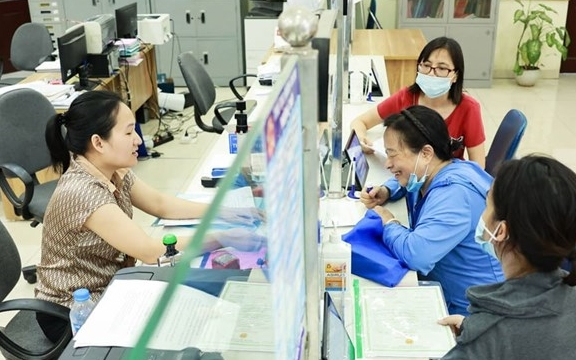 TPHCM tặng quà 1 triệu đồng mỗi hộ khó khăn nhân kỷ niệm 50 năm Thành phố mang tên Bác
