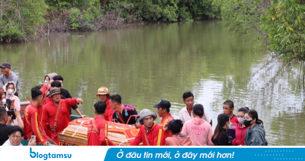 Đẫm nước mắt lễ tiễn đưa 2 nạn nhân trong vụ thảm án ở Tây Ninh