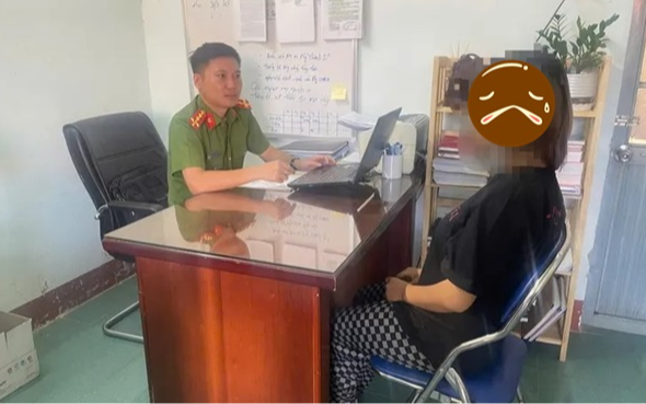 Thiếu nữ 16 tuổi sinh con rồi giấu sau bồn cầu nhà dân khiến cháu bé tử vong