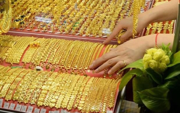 Giá vàng hôm nay ngày 9/5: Vàng thế giới "bỏ mặc" trong nước