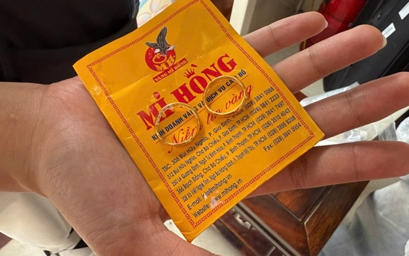 Người mua vàng tuần trước vẫn lỗ