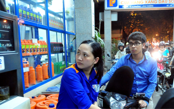 Giá xăng dầu hôm nay 13/5: Bảng giá xăng dầu Petrolimex, PVOIL, Mipec, Thalexim