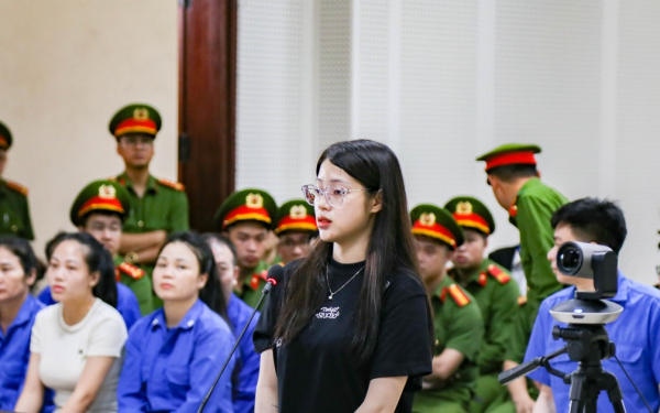 Bạn gái 21 tuổi nói lời CUỐI CÙNG với Bùi Đình Khánh tại tòa