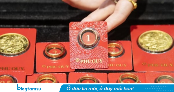 Giá vàng bạc tiếp tục giảm