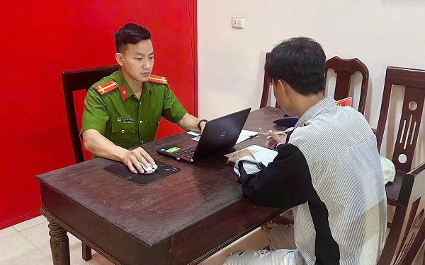 Danh tính nam thanh niên túm tóc, đánh tới tấp cô gái tại quán bida