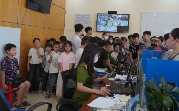 Công an cảnh báo khẩn cấp tới toàn bộ phụ huynh có con từ 6 tuổi đến dưới 14 tuổi