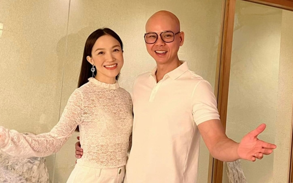 Bà xã ca sĩ Phan Đinh Tùng chia sẻ bất thường