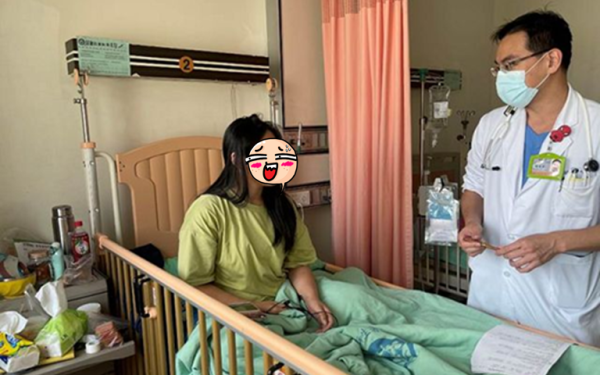 Cô gái 20 tuổi mắc K cổ tử cung, bác sĩ cảnh báo: 2 thành phần trong giấy vệ sinh có thể gây hại “vùng kín”