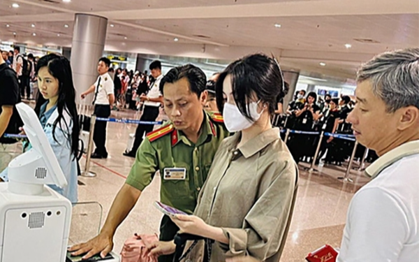 Từ 1/7: Người Việt đi nước ngoài cần biết quy định mới về thủ tục xuất nhập cảnh, tránh bị phạt đến 50 triệu đồng