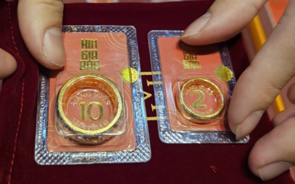 Giá vàng hôm nay (22-5): Đồng loạt đi ngang, neo vững ở vùng đỉnh