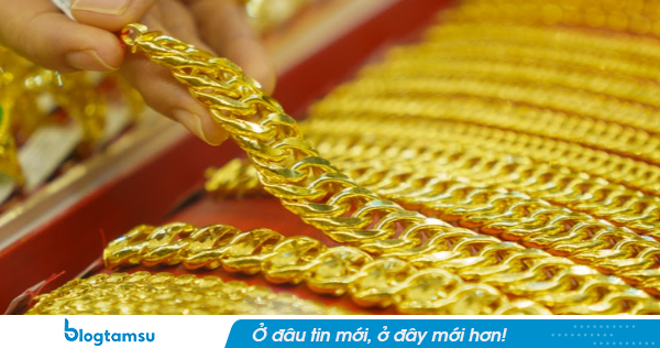 Giá vàng hôm nay (22/5): Đảo chiều tăng mạnh