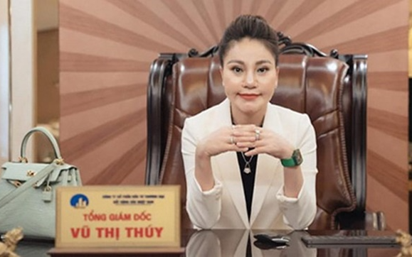 Hơn 43.000 nạn nhân mắc bẫy lừa đảo của vợ ca sĩ Khánh Phương, số tiền bị chiếm đoạt lên tới hàng nghìn tỷ đồng