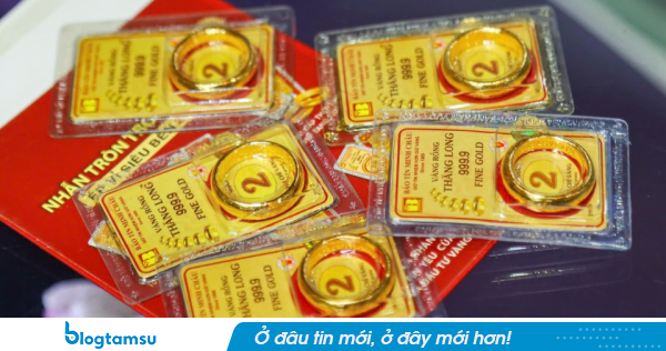 Giá vàng mới nhất hôm nay (26/5): Bất ngờ đảo chiều