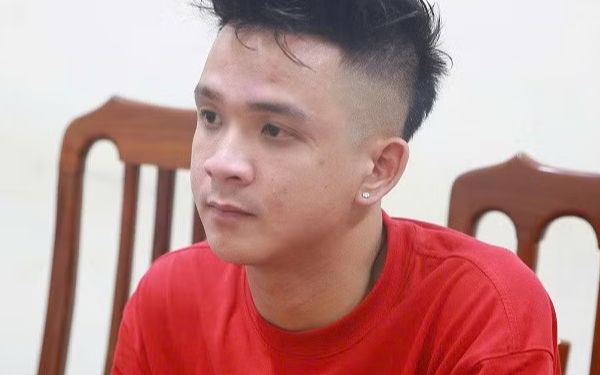 Công an triệu tập đối tượng lái ô tô cán qua người sau xô xát rồi bỏ chạy