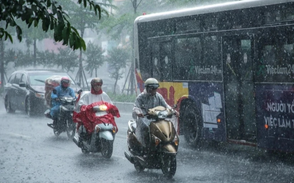 Miền Bắc sắp có “mưa vàng” giải nhiệt sau chuỗi ngày nắng nóng hơn 40 độ