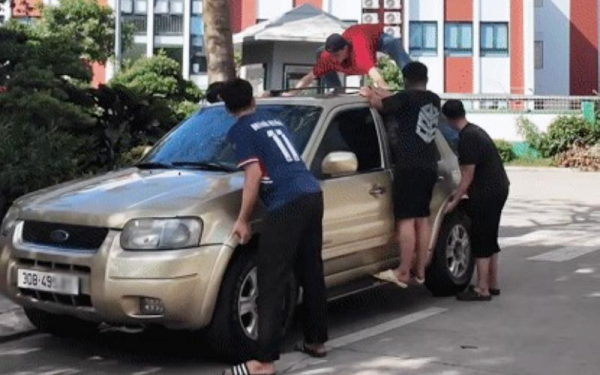 Rộ trào lưu “lắc bình xăng” trước khi sử dụng xăng E10: Chuyên gia lên tiếng làm rõ sự thật