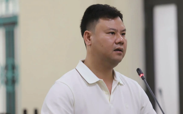 Chính thức có mức phạt cho người đàn ông “Chặn đầu, khoá đuôi” xe ô tô người khác ở Hà Tĩnh