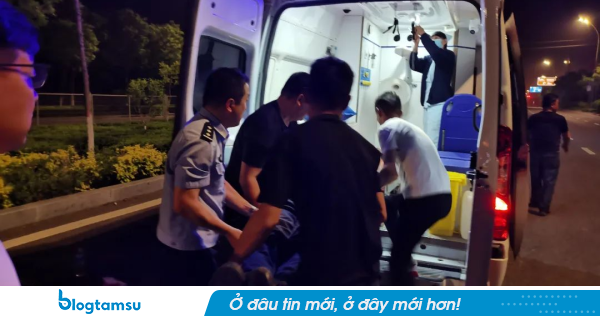 Chàng trai 28 tuổi qua đời trong đêm trước ngày cưới chỉ vì món thịt gà