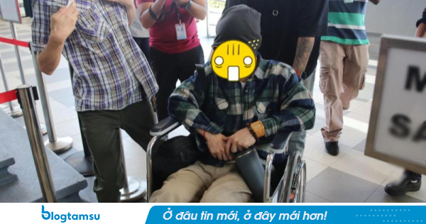 Rúng động: Rapper N. bị bắt vì ma túy, lộ ảnh ngồi xe lăn đi cấp cứu, tuyệt vọng van xin cơ hội làm lại cuộc đời