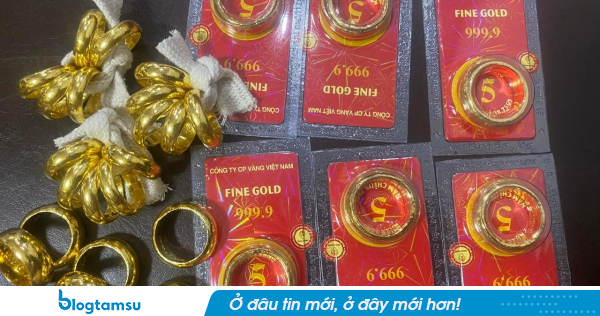 Giá vàng mới nhất hôm nay: Tăng dựng đứng