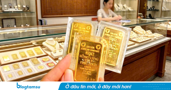 Giá vàng hôm nay 1/6: Lao dốc, 