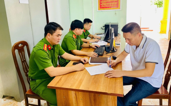 Phát hiện 70 triệu đồng bất thường được chuyển đến STK 55112xxxxx Techcombank, công an mời chủ tài khoản lên làm việc