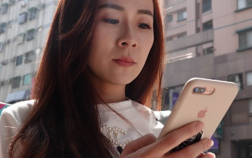 Vợ phát hiện bị chồng cắm sừng bằng ‘ngôn ngữ bí ẩn’ mà google dịch cũng bó tay