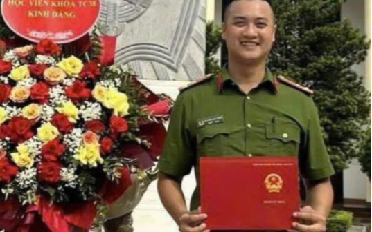 Cập nhật tình hình hiện tại của Đại úy Nguyễn Đức Thịnh - người bị 'ma m:en' 🔪 đ:ứt g:ân tay ở Hải Phòng