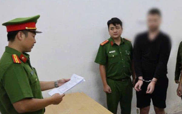 Cái giá phải trả cho người đàn ông nước ngoài đ:ập ph:á quán cà phê giữa trung tâm Đà Nẵng