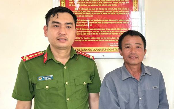 Được công ty thuộc Vingroup chuyển khoản 10 triệu đồng kèm nội dung "thanh toán lương", người đàn ông phải đến công an trình báo
