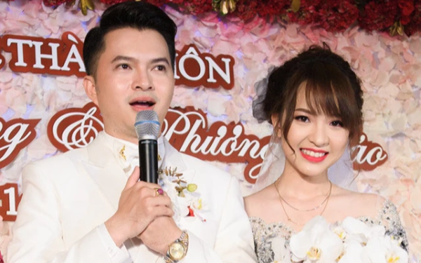 Người vợ bí ẩn 10 năm của ca sĩ Nam Cường có động thái lạ giữa lúc chồng bị réo tên liên tục